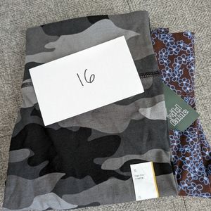 NWT Lot of 2 Wild Fable Leggings size Small